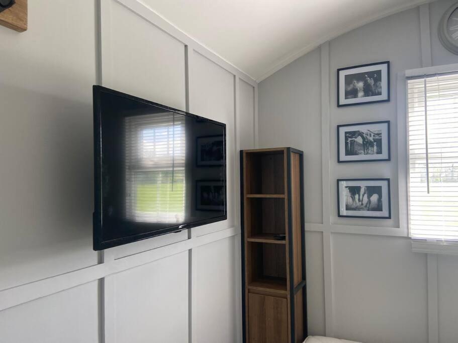 ניומרקט Beautiful Shepherd'S Hut מראה חיצוני תמונה